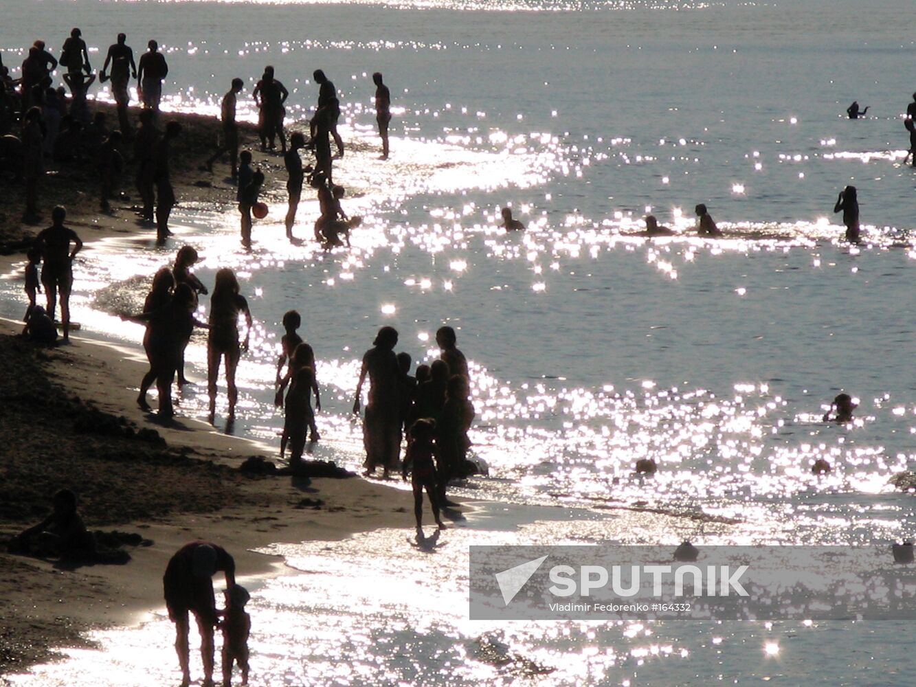 HOLIDAY-MAKING ON THE BALTIC SEACOAST
