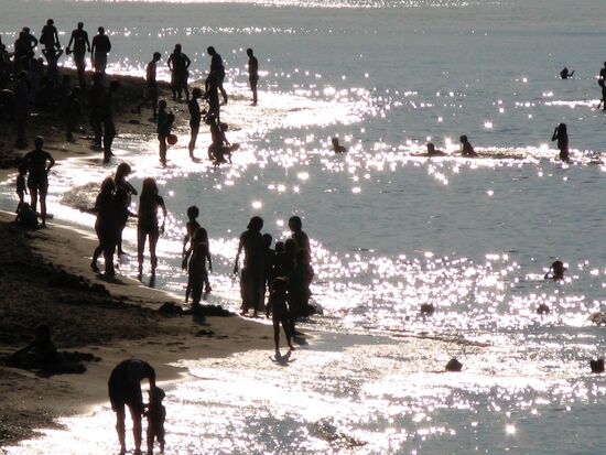 HOLIDAY-MAKING ON THE BALTIC SEACOAST