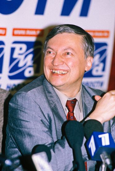 ANATOLY KARPOV WORLD CHESS CHAMPIION
