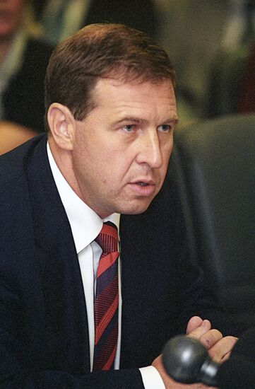 ANDREI ILLARIONOV PRESIDENTIAL ADVISER ECONOMICS
