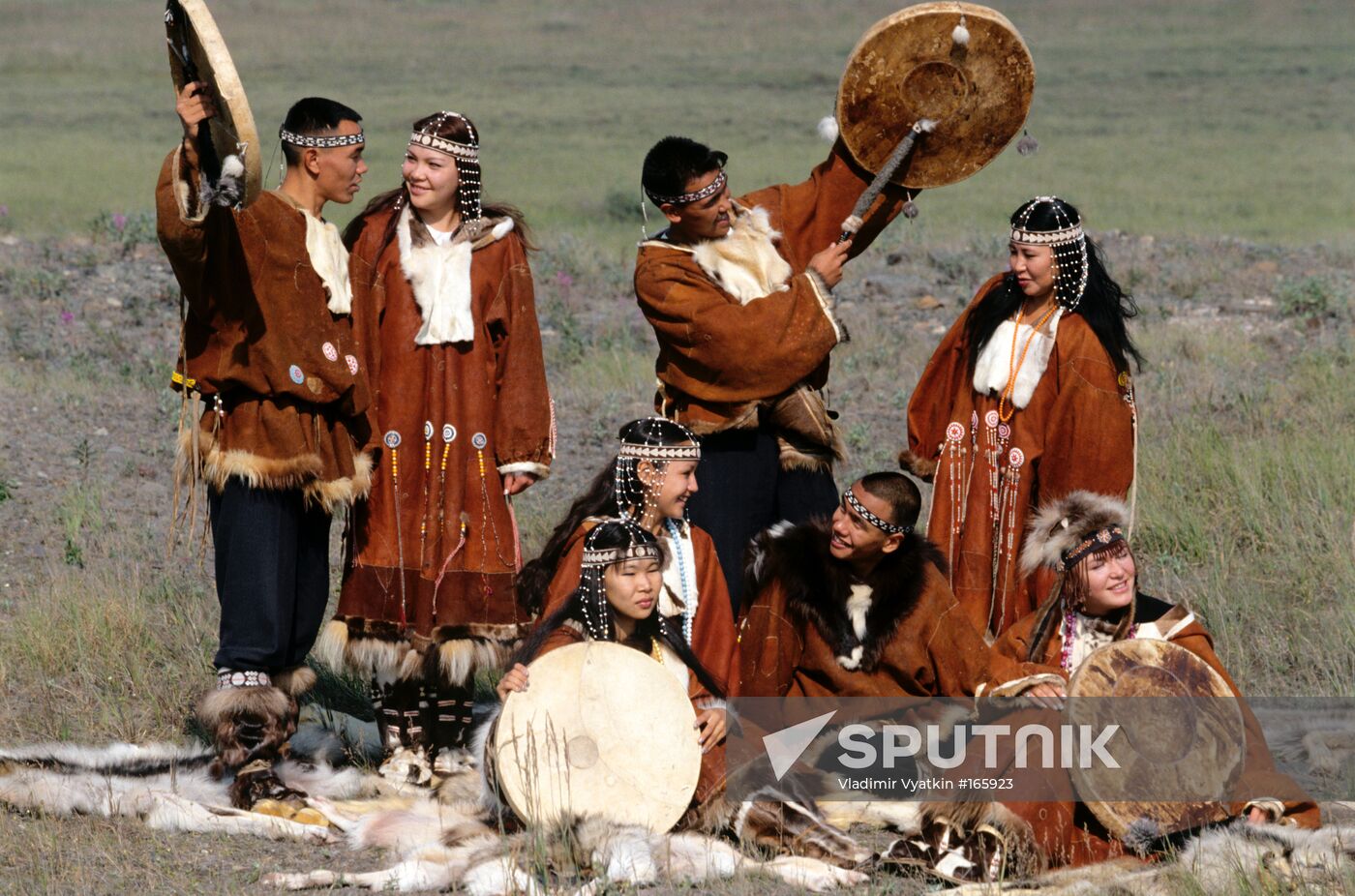 CHUKCHI FOLK SINGERS DANCERS