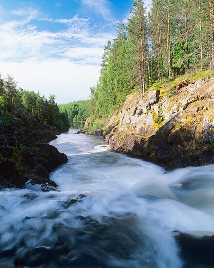 KARELIA KIVACH NATURE RESERVE SUNA RIVER WATERFALL