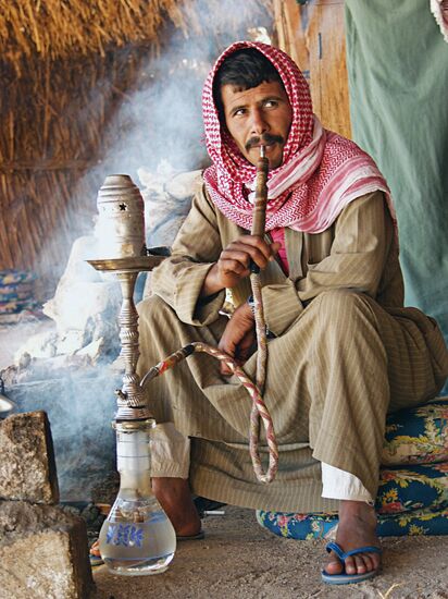 EGYPT BEDOUIN HOOKAH SMOKING