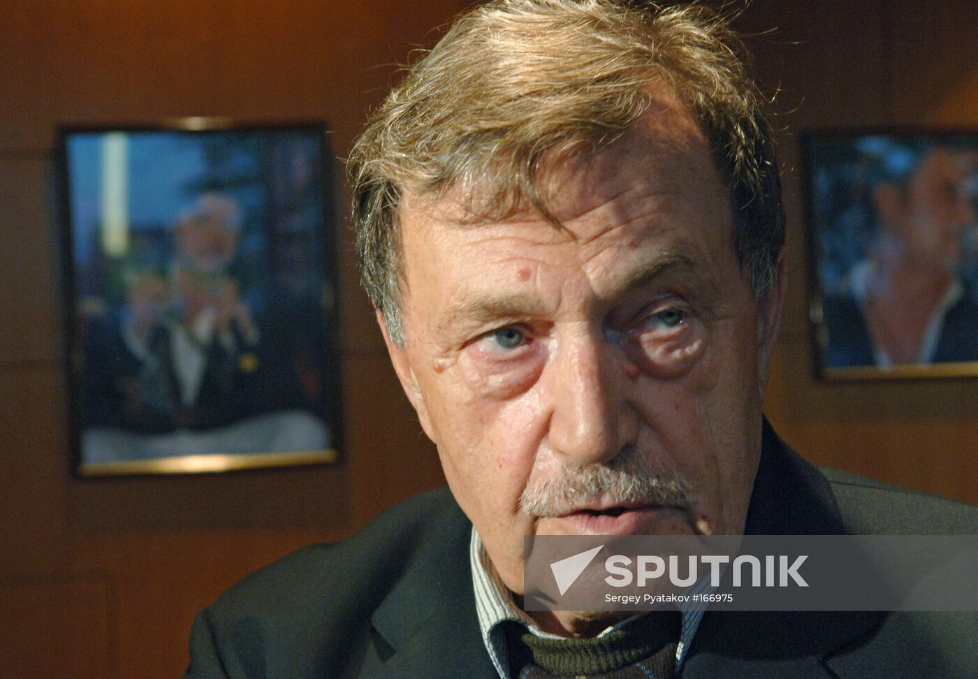 VASILY AKSYONOV