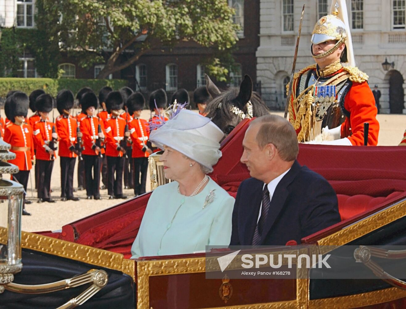 Elizabeth II Putin meeting London