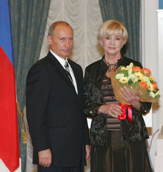 Vladimir Putin, Vera Alentova