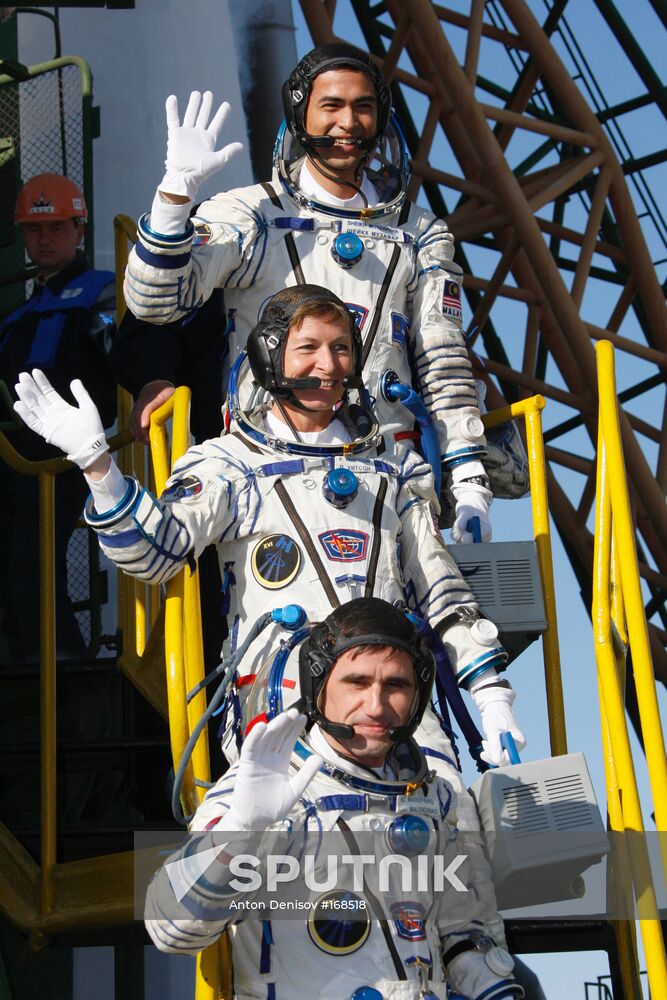 16th ISS expedition main crew