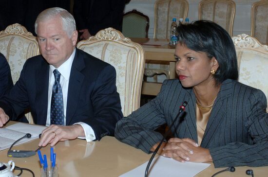 Condoleezza Rice and Robert Gates