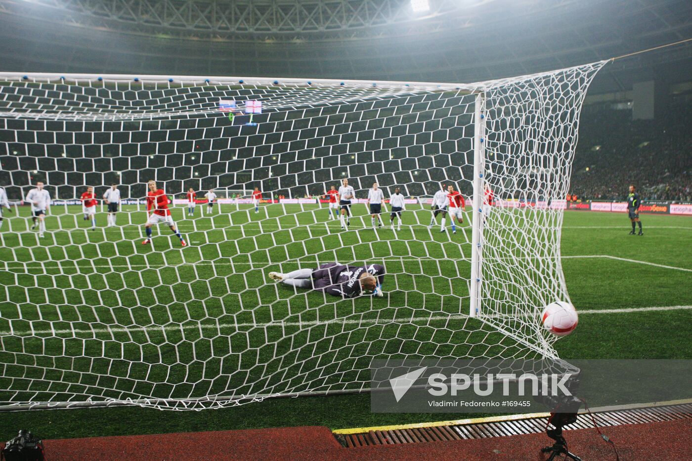 Russia-England qualifying match in the European championship