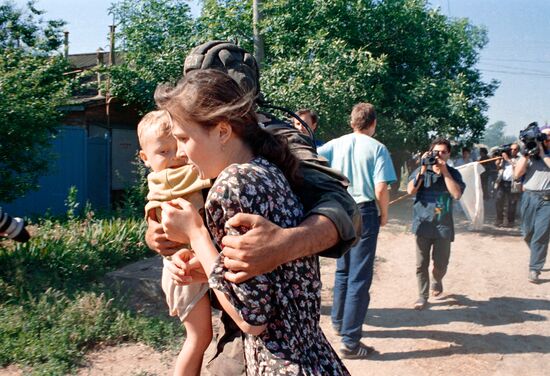 Budyonnovsk hostages release