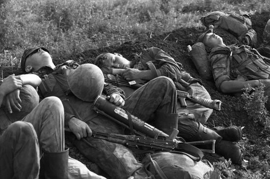 Chechnya soldiers rest