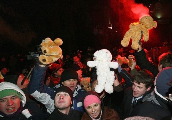 Young Russia members 
