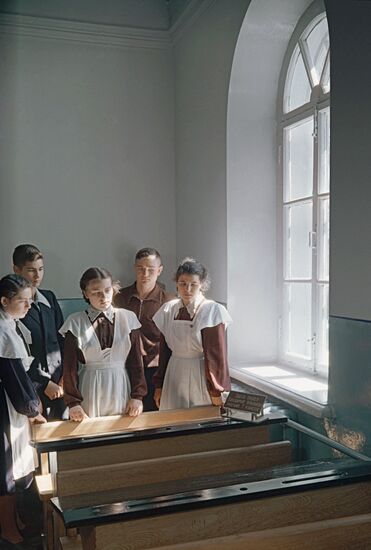 Ulyanovsk museum school classroom Lenin