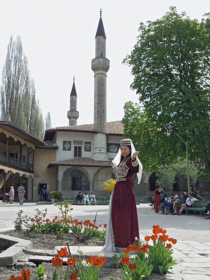 The Crimea, khan palace, Bakhchisarai, yard, girl
