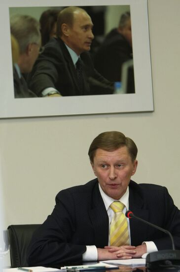 Sergei Ivanov visits the NIIME and Mikron company