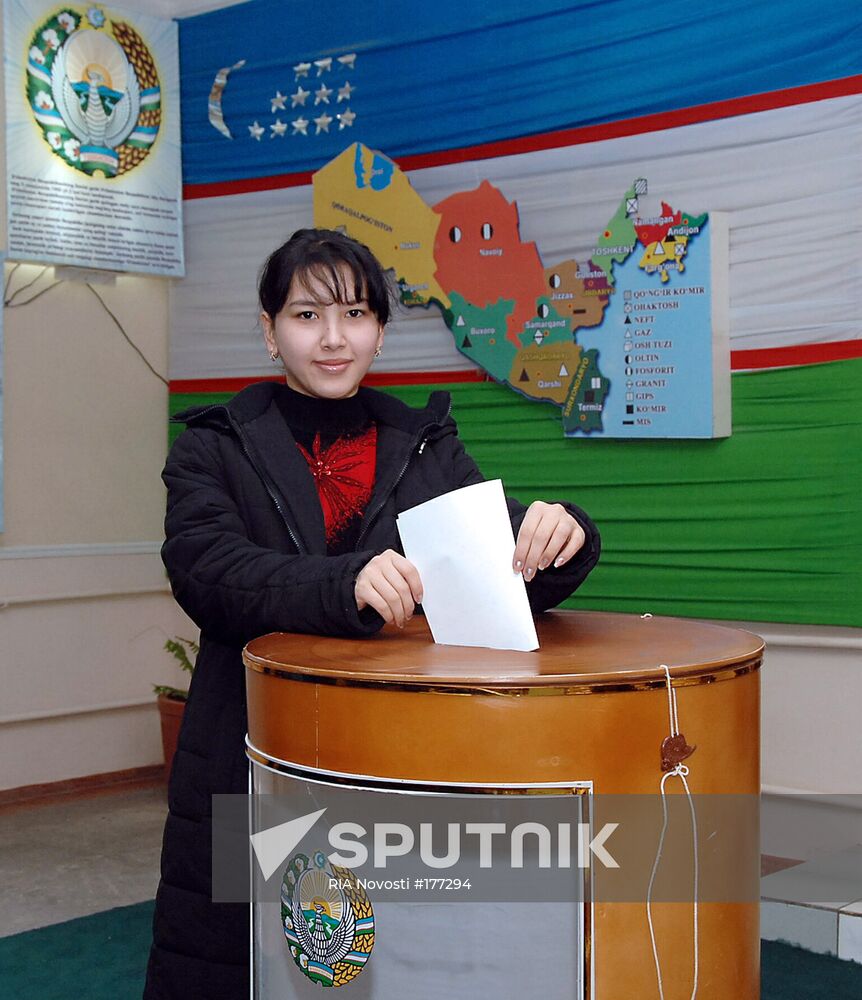 Polling station in Tashkent