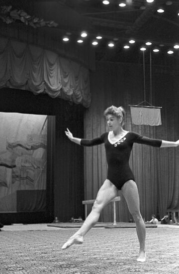 Latynina athlete USSR gymnastics