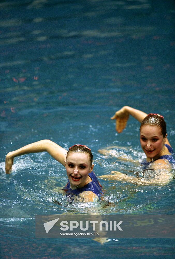 Olga Brusnikina Maria Kiseleva synchronized swimmers