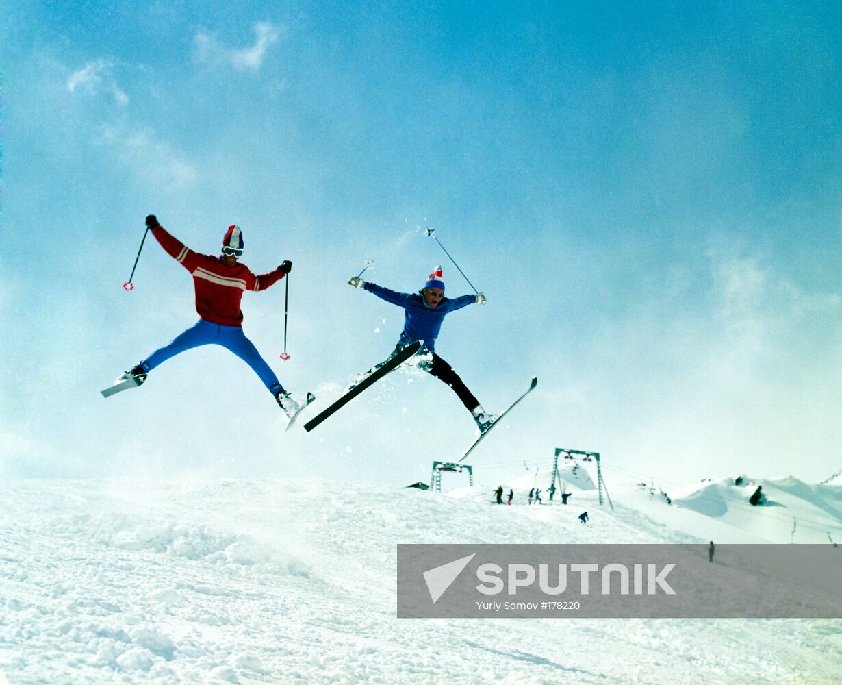 Kabardino-Balkaria foothills Elbrus camp skiers jump