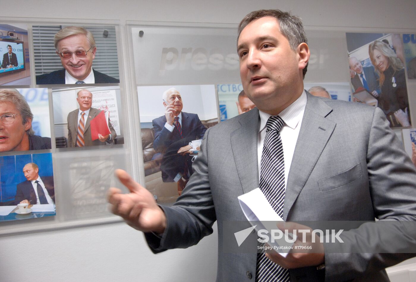 Dmitry Rogozin
