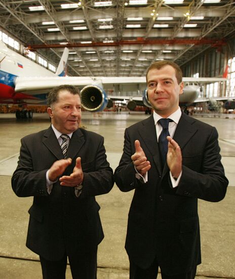 Mikhail Shushpanov and Dmitry Medvedev