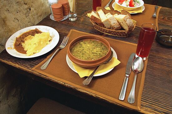 Moscow Shinok restaurant dishes