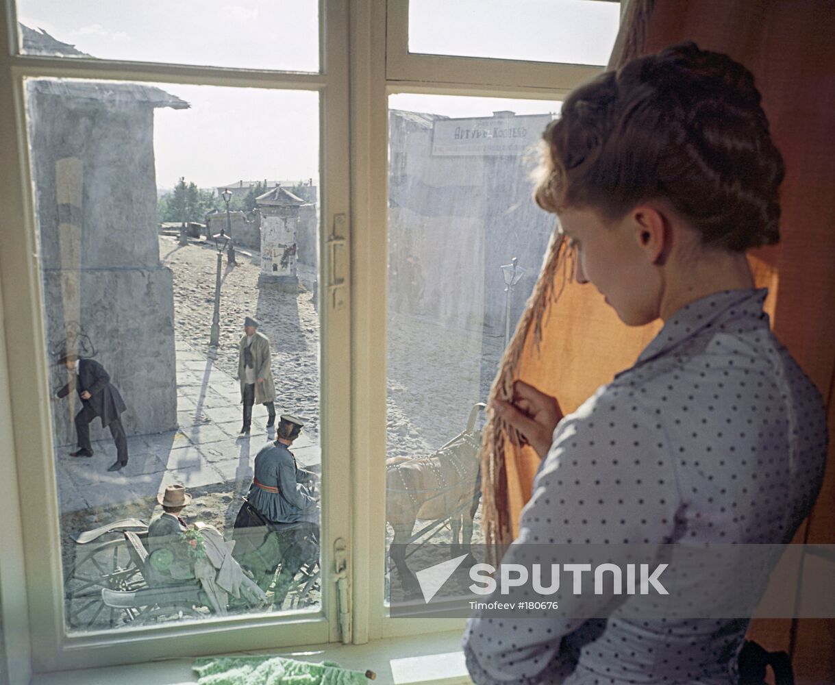 Film "Vasily Surikov" Larisa Kadochnikova
