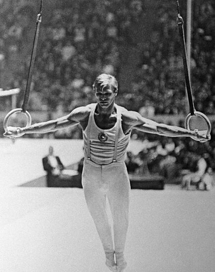 Shakhlin, gymnast, performance, Olympics, Tokyo