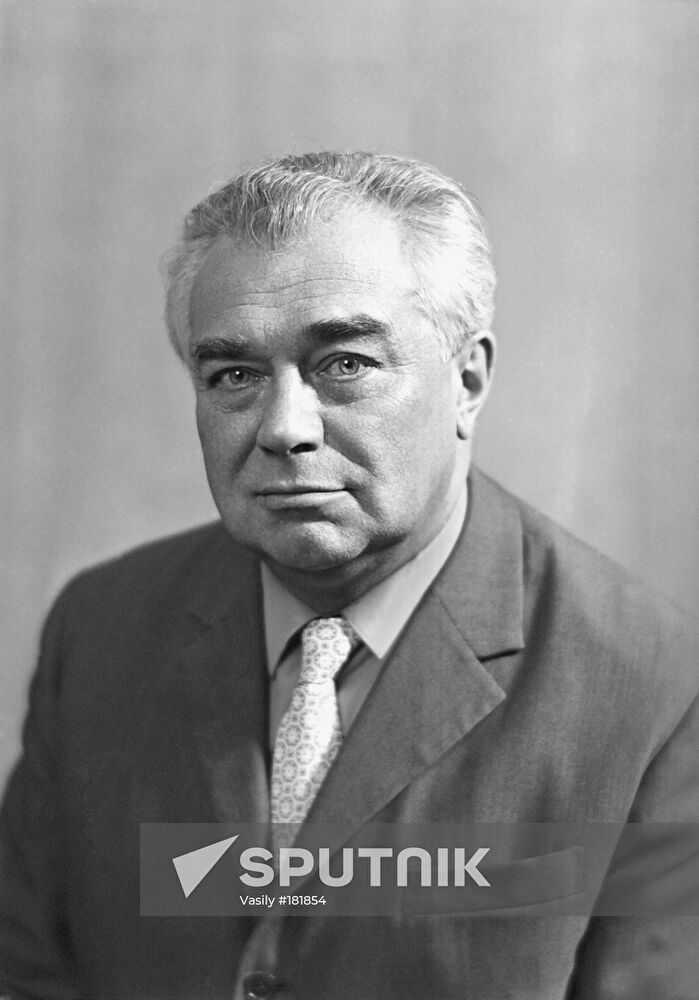 Kuznetsov, actor