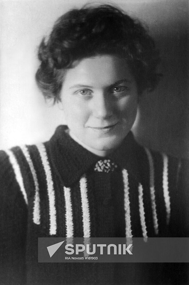 Svetlana Allilueva daughter Stalin 