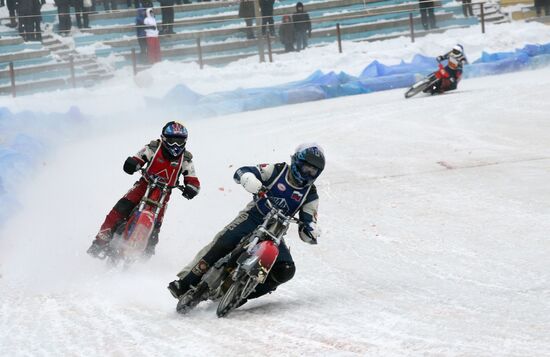 Semi finals of the Russian motorcycle ice racing championship 