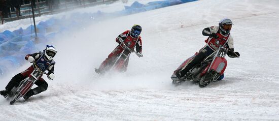 Semi finals of the Russian motorcycle ice racing championship 