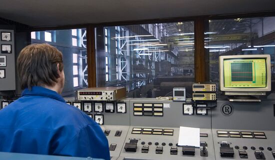 Testing new turbine-generator