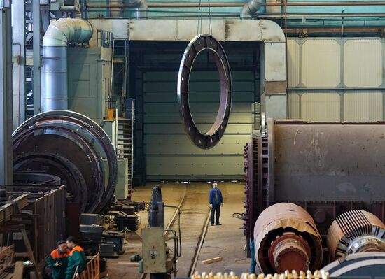 Testing new turbine-generator