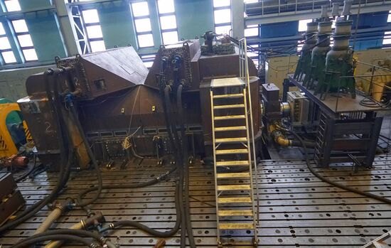 Testing new turbine-generator