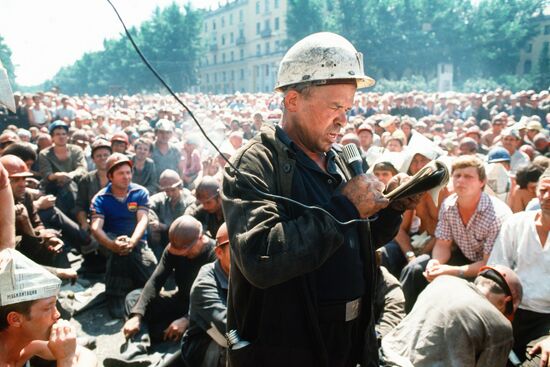Kemerovo Region Prokopyevsk miners rally strike