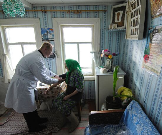 Country doctor 