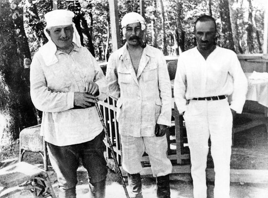 Stalin, Mikoyan, holiday-making