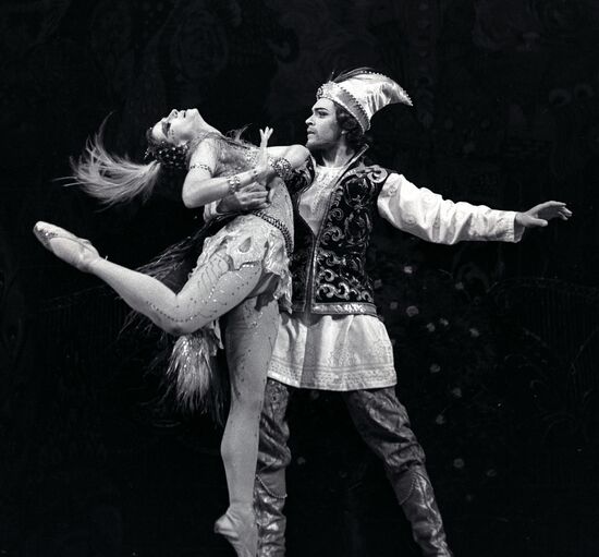 Bolshoi Theater "The Firebird" ballet Plisetskaya Fadeechev