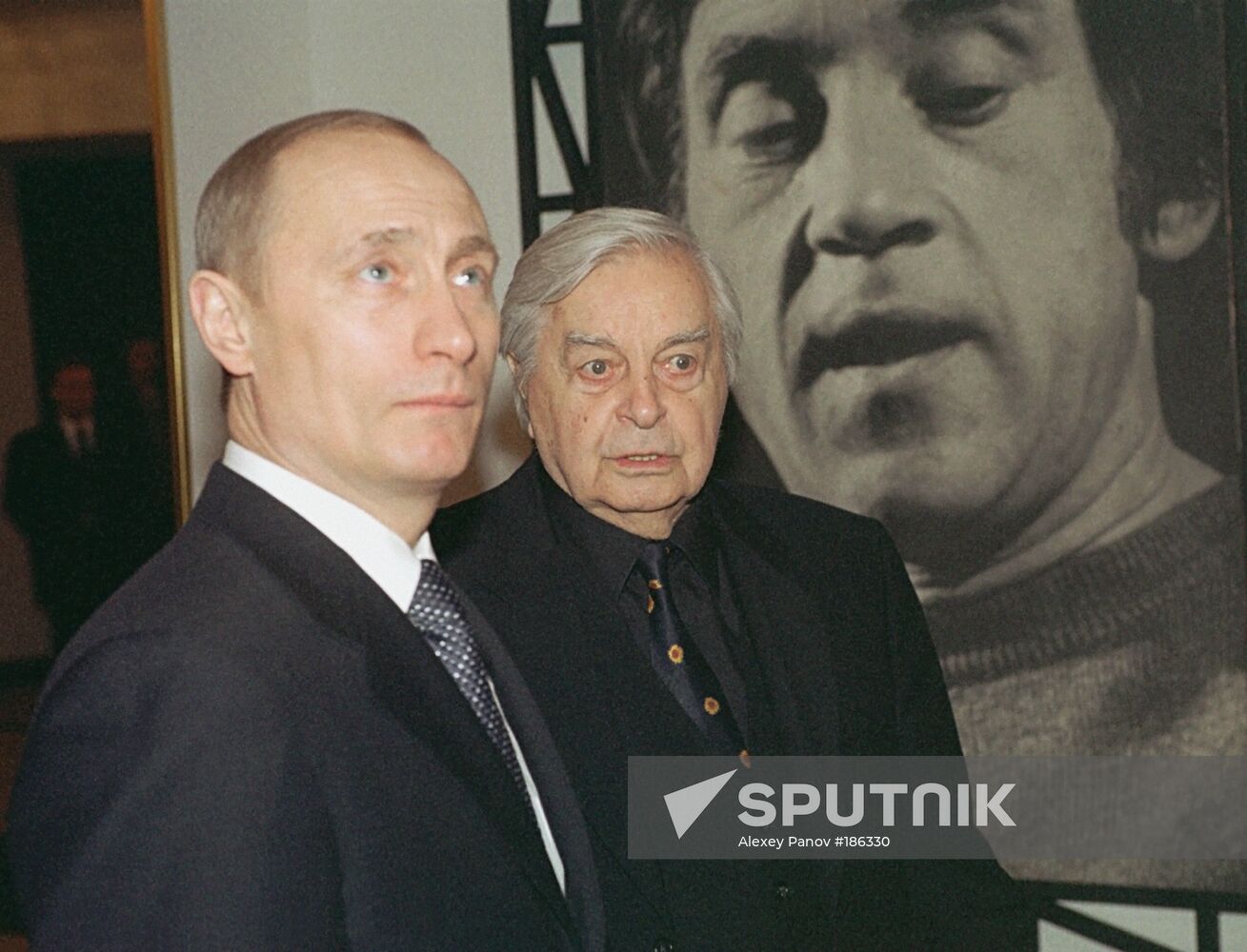Putin Lyubimov Taganka Theater Vysotsky 65th birthday exhibition