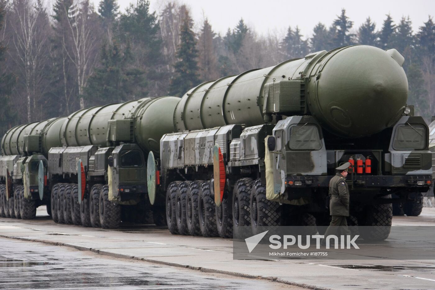 Preparing for a military parade