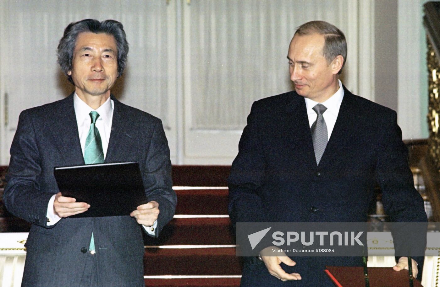Putin Koizumi talks Kremlin