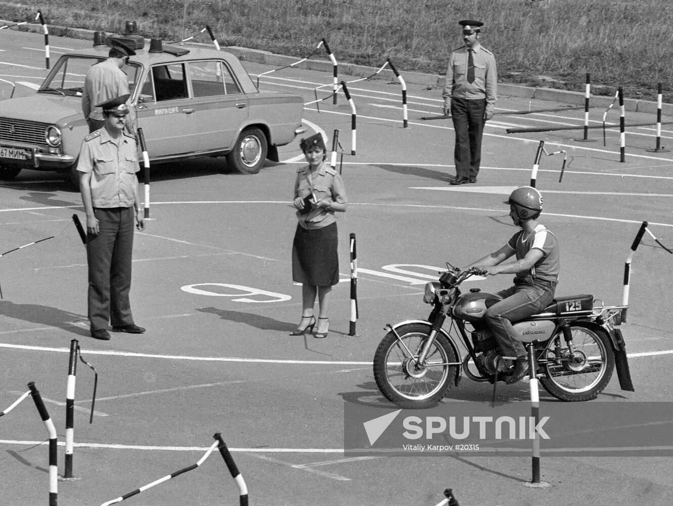 TEST TRAFFIC POLICE MOTORCYCLE MINSK