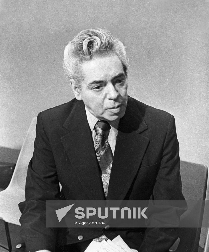 ARTIST ARKADY RAIKIN