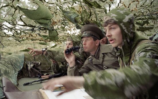 PARATROOPS COMMAND POST