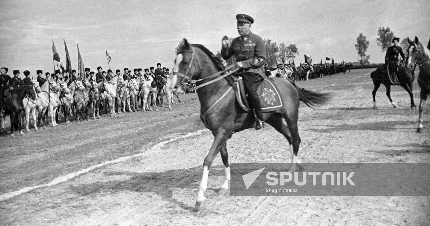 VOROSHILOV PARADE