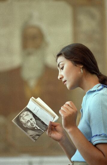 GIRL BOOK 