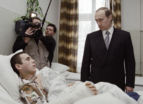 PUTIN HOSPITAL WOUNDED SOLDIER