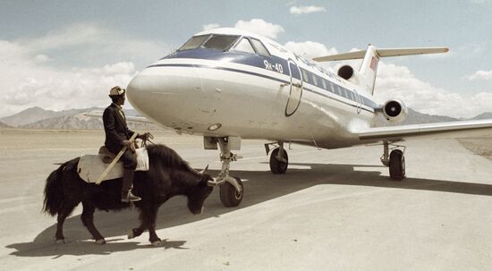 PAMIRS RESIDENT YAK AIRCRAFT