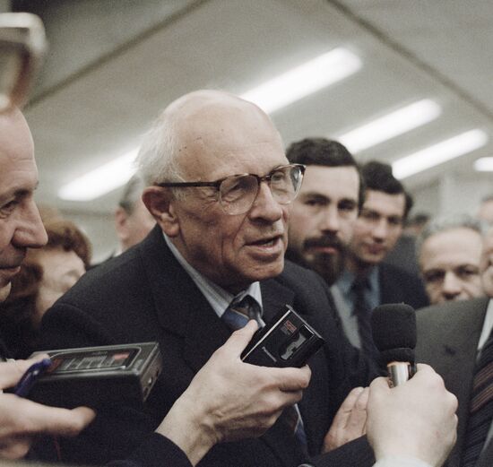 ACADEMICIAN SAKHAROV INTERVIEW